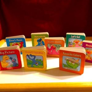 8 miniature Sesame Street toddler block books